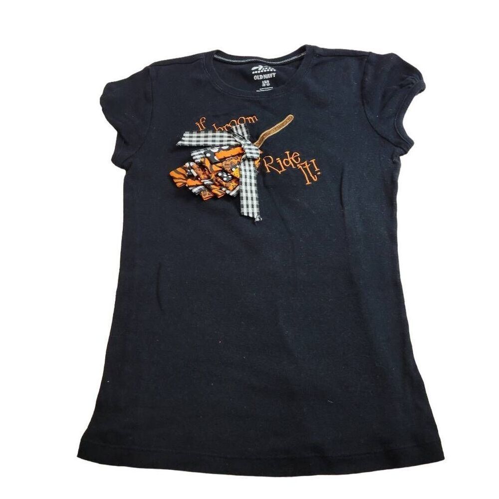 Old Navy Halloween Witch broom shirt L10/12
